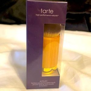 Tarte airbuki brush